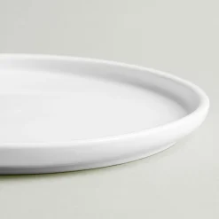 A La Carte 'Bergen' Porcelain Dinner Plate (White)