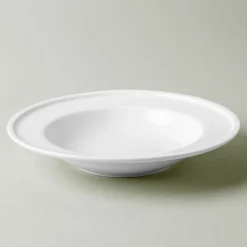 A La Carte 'Bergen' Porcelain Soup and Pasta Plate (White)