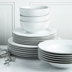 A La Carte 'Diamond Platinum' Porcelain Dinner Plate (White)