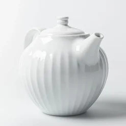 A La Carte Essentials 'Contemporary' Porcelain Tea Pot (White)