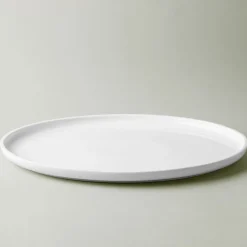A La Carte 'Essentials' Porcelain 14" Oval Platter (White)
