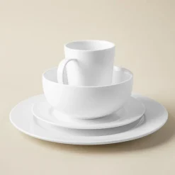 A La Carte 'Oxford' Porcelain Teacup with Saucer 250ml (White)