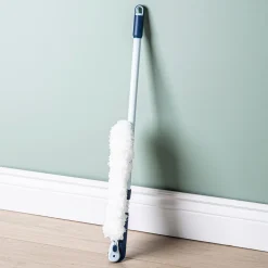 Casabella Eco-Friendly Multi-Angle Microfiber Duster (White/Grey)