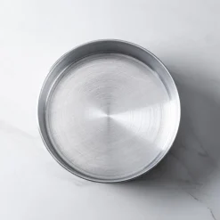 Crown Cookware The Canada Series Round Cake Pan 9"