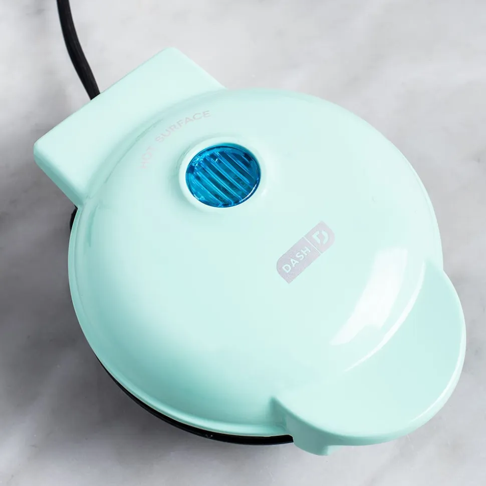 Dash Mini Round Griddle (Aqua)
