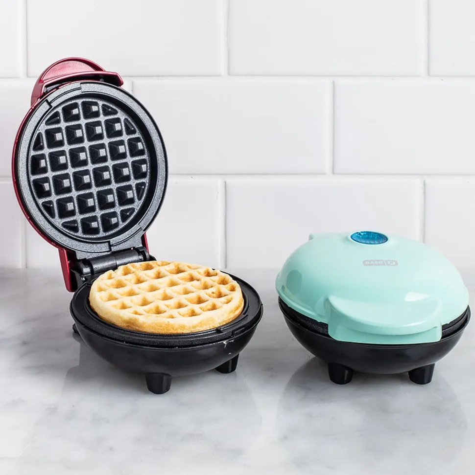Dash Mini Round Waffle Maker (Aqua)