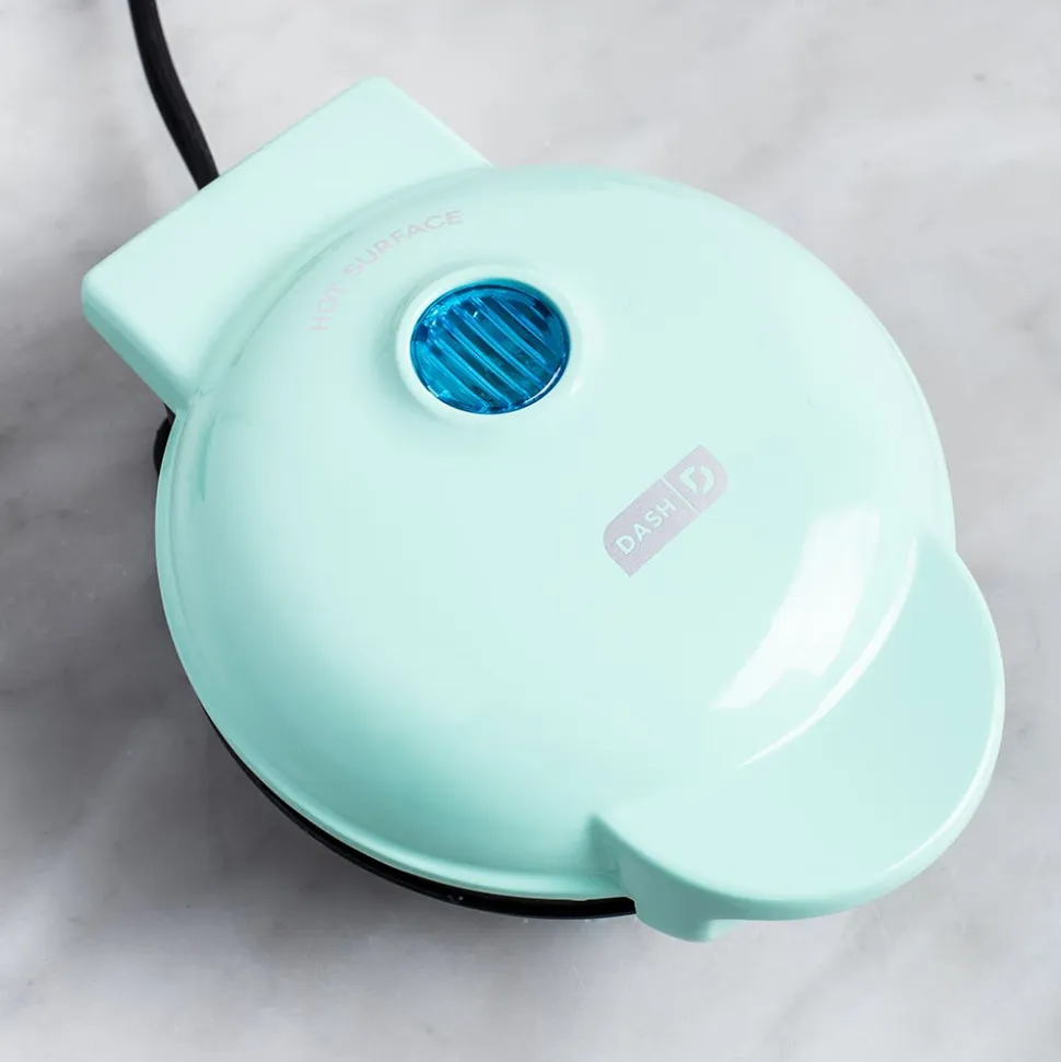 Dash Mini Round Waffle Maker (Aqua)