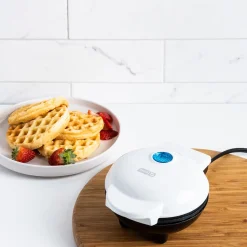 Dash Mini Round Waffle Maker (White)
