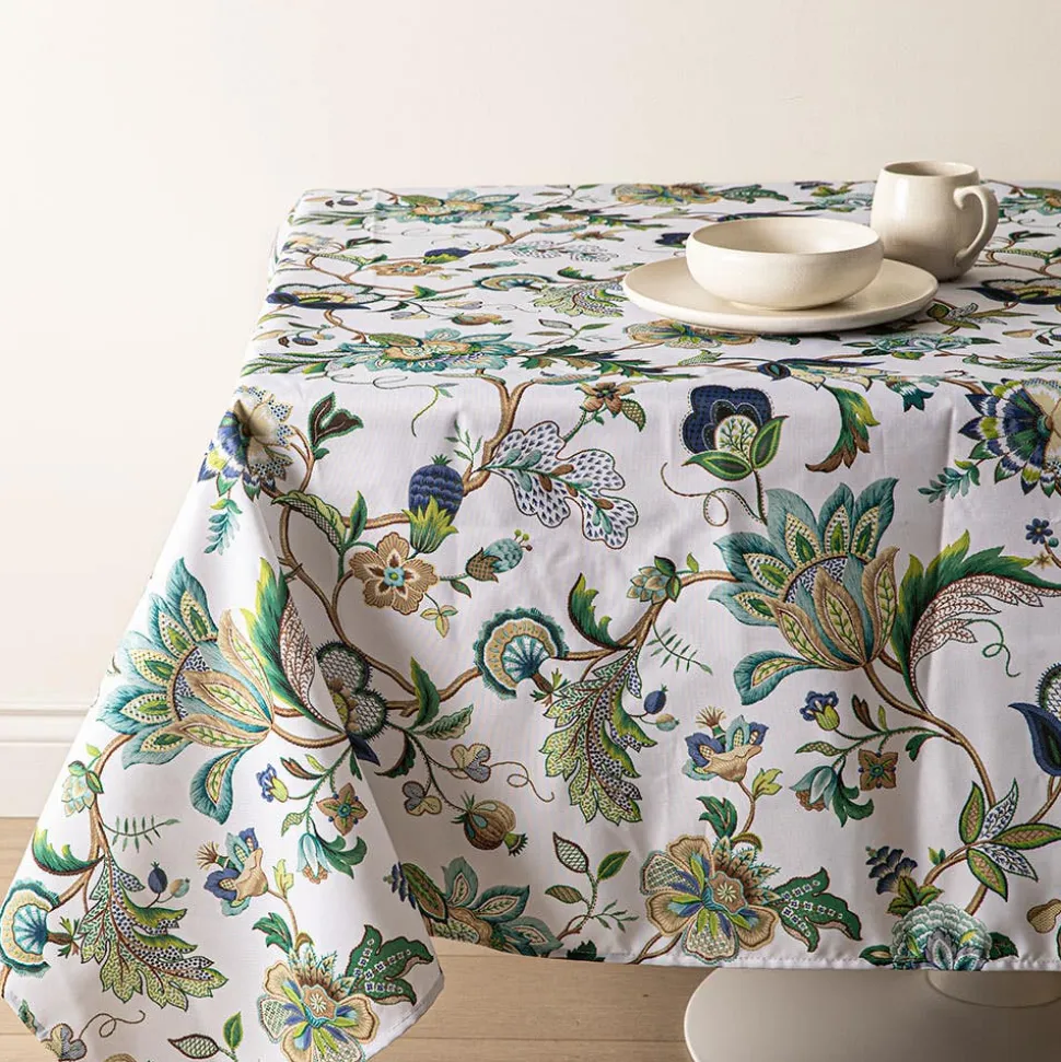 Easycare Printed 'Brissac' Polyester Tablecloth (Blue) 58x78"