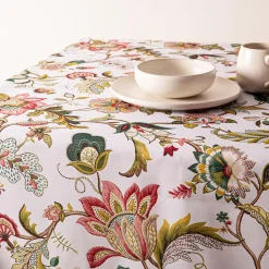 Easycare Printed 'Brissac' Polyester Tablecloth (Pink) 58x94"