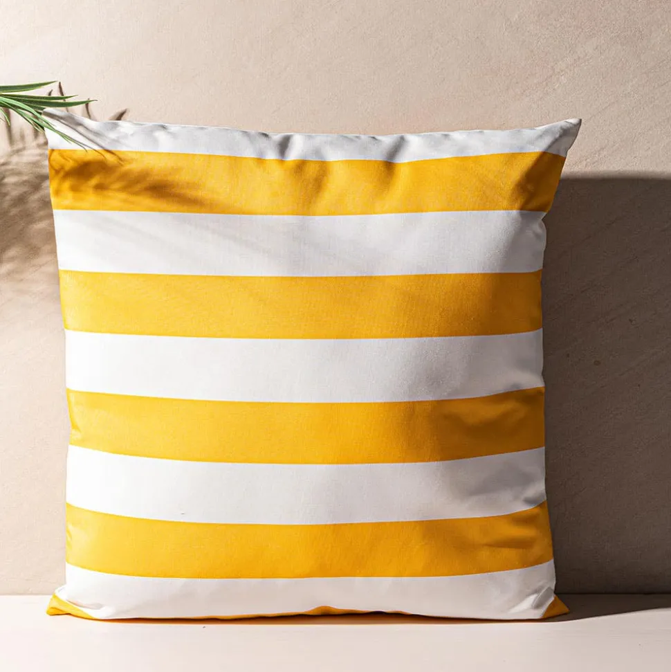 Harman Cabana Stripe 'Water Repellent' 18x18" Outdoor Cushion (Yellow)