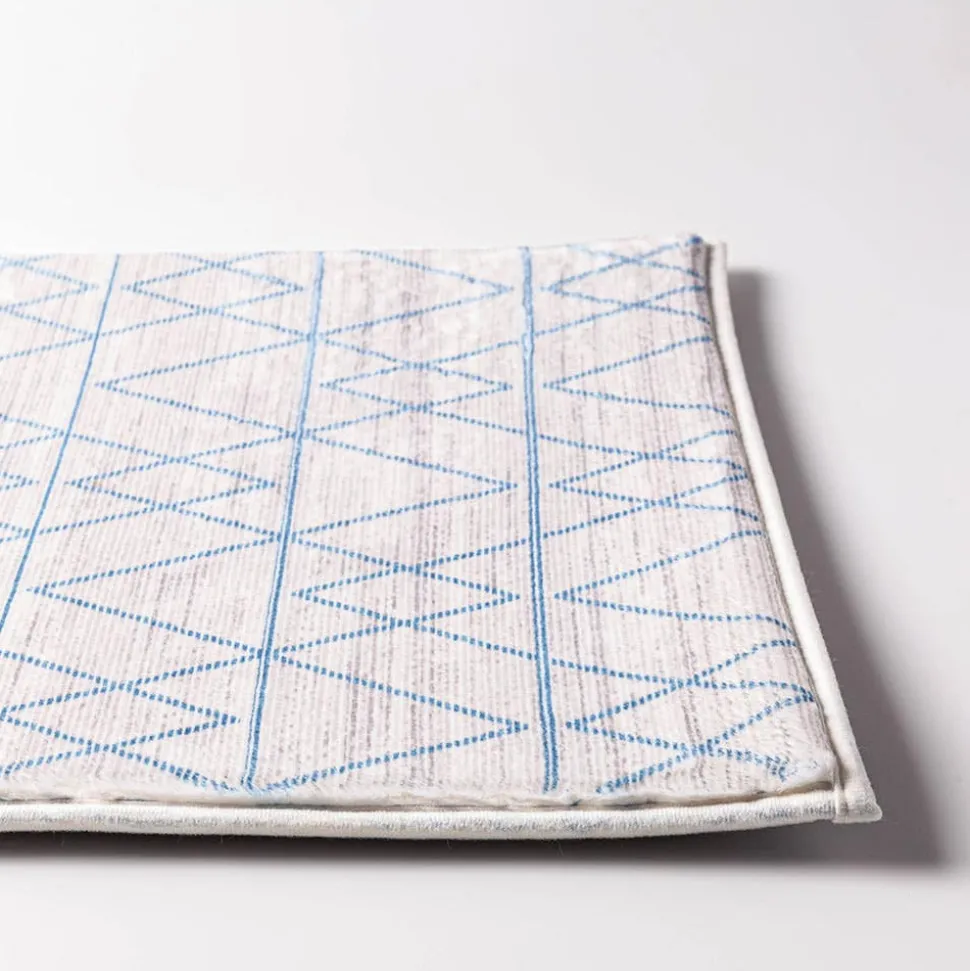 Harman Geometric Memory Foam 20" x 32" Bathmat (Slate Blue)