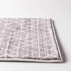 Harman Geometric Memory Foam 20" x 32" Bathmat (Black)