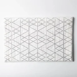 Harman Geometric Memory Foam 20" x 32" Bathmat (Grey)