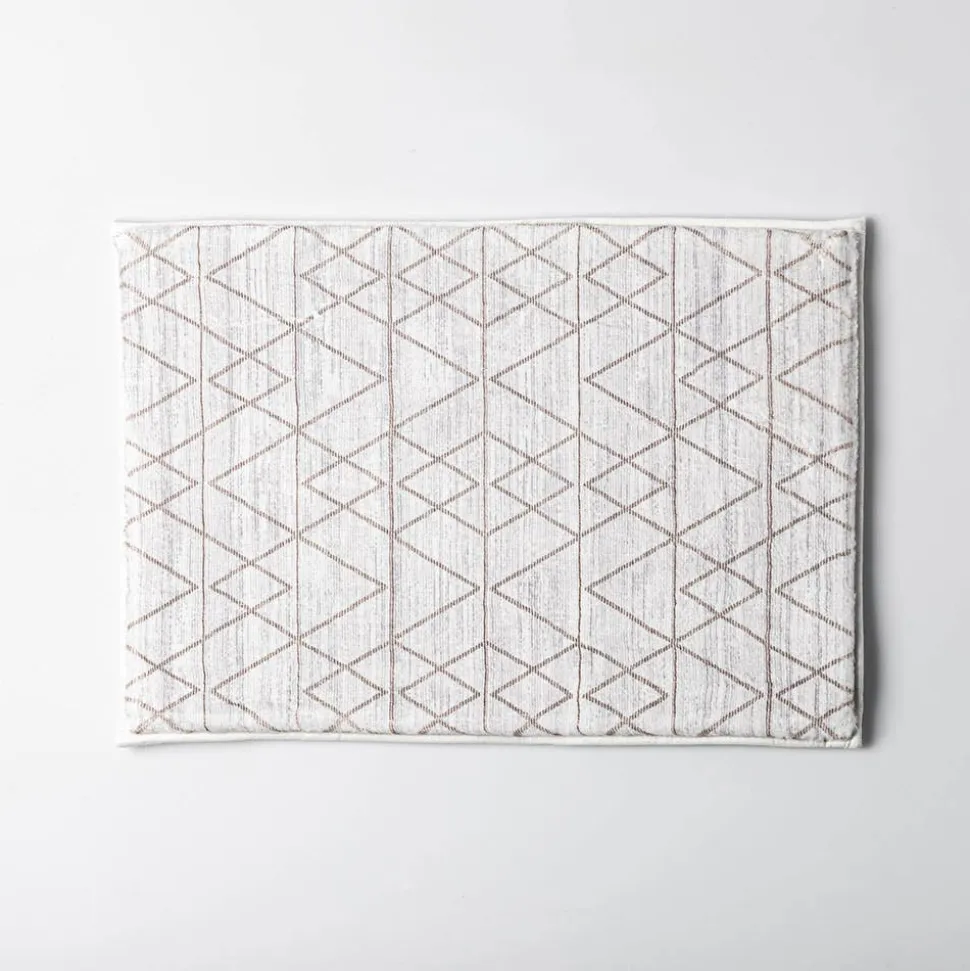 Harman Geometric Memory Foam 17" x 24" Bathmat (Taupe)
