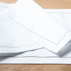 Harman Hemstitch Polyester Runner (White)