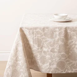 Harman Printed 'Winter Jacquard' Linen 60" x 90" Tablecloth (Natural)