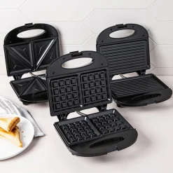 Hauz Living Non-Stick Waffle Maker (Black)