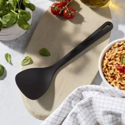 Henckels Onyx Silicone Wok Turner (Black)