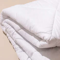 Home Aesthetics Waffle Weave Down Alternative Duvet (King)
