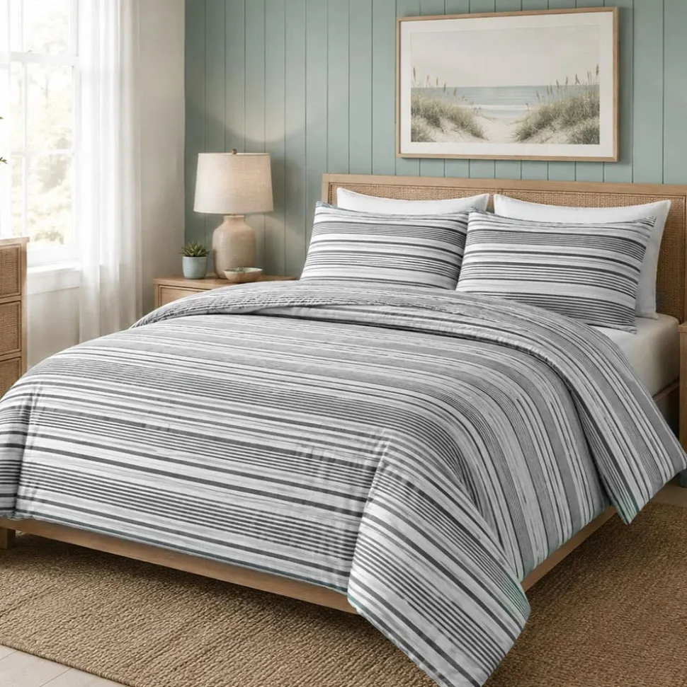 Hotel & Home 'White Striped' Microfiber Duvet Cover 3pc King