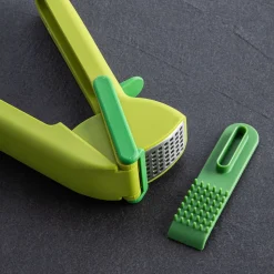 Joseph Joseph Handy Tool 'CleanForce' Garlic Press (Green)