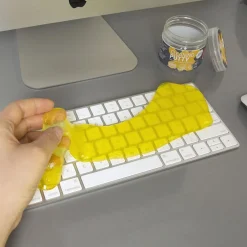 Kikkerland Tech Cleaning Putty