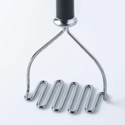 KitchenAid Classic Wire Potato Masher (Black)