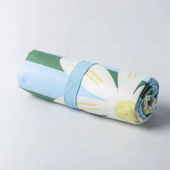 KSP Beachside 'Daisy Stripe' Microfibre Beach Towel (Blue)