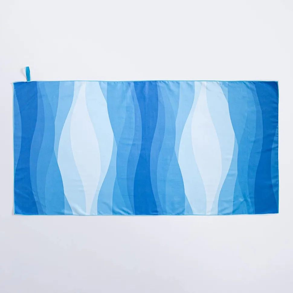 KSP Beachside 'Waves' Microfibre Beach Towel (Blue)
