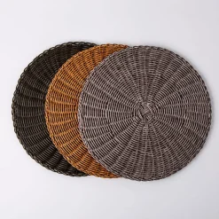 KSP Gather & Dine Graceful Woven Polyrattan Placemat (Black)