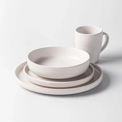 KSP Hans Stoneware Dinnerware - Set of 16 (White)