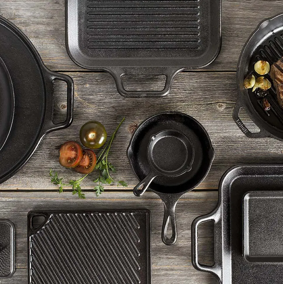Lodge Logic Canadiana Frypan with Helper Handle (Black)