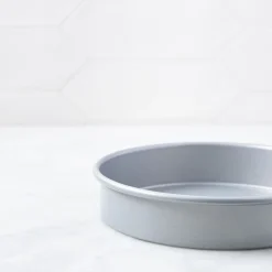 Meyer BakeMaster Non-Stick Round Cake Pan