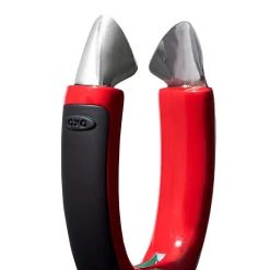 OXO Good Grips Strawberry Huller (Black/Red)