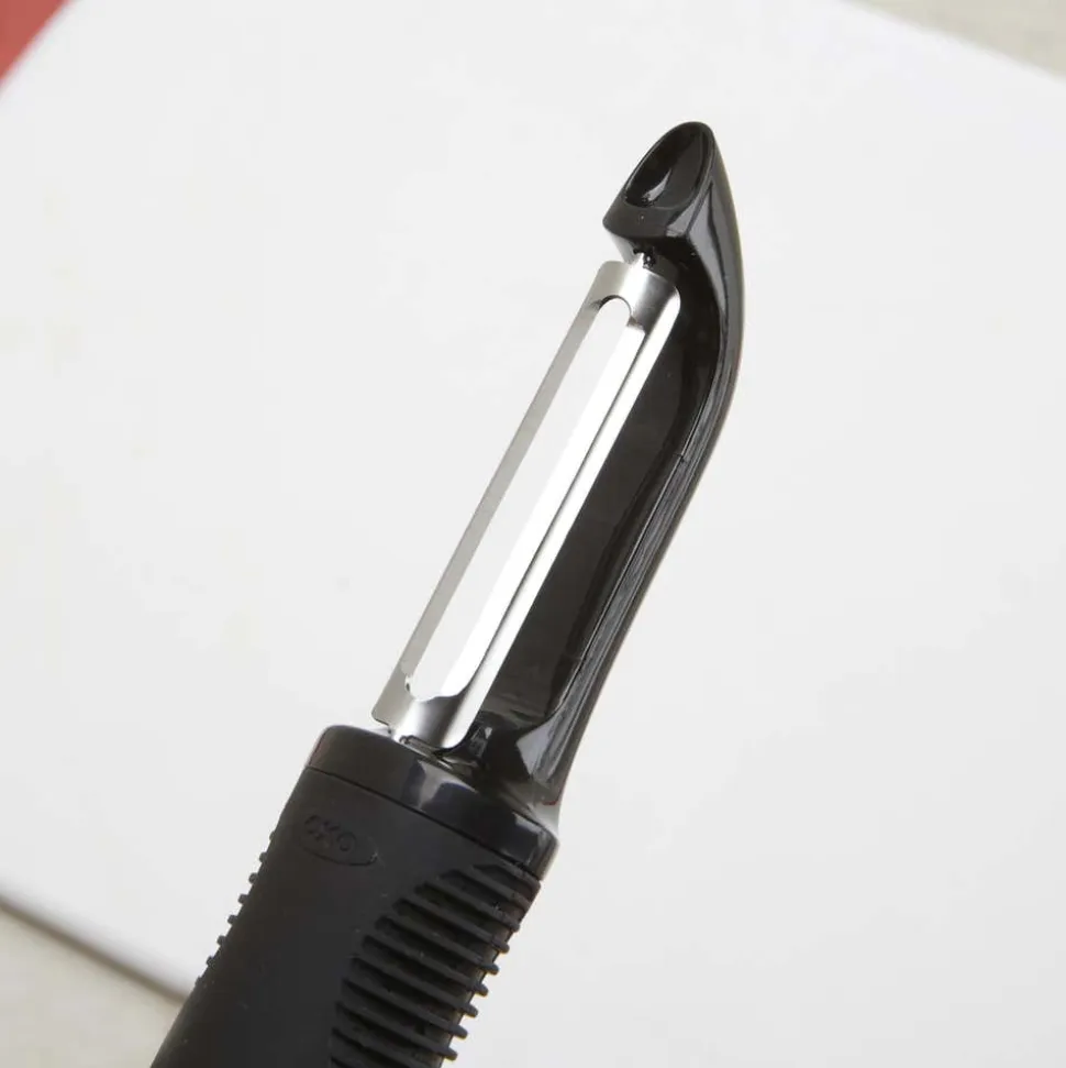 OXO Good Grips Swivel Peeler