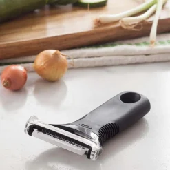 OXO Good Grips Y-Shaped Julienne Peeler (Black)