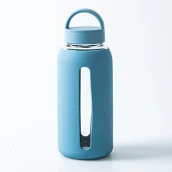 Quench Aura Glass Water Bottle with Silicone 27oz (Light Blue)