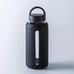 Quench Aura Glass Water Bottle with Silicone (Black)