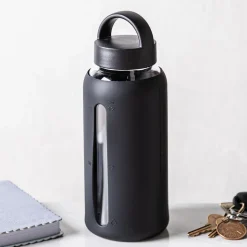 Quench Aura Glass Water Bottle with Silicone (Black)
