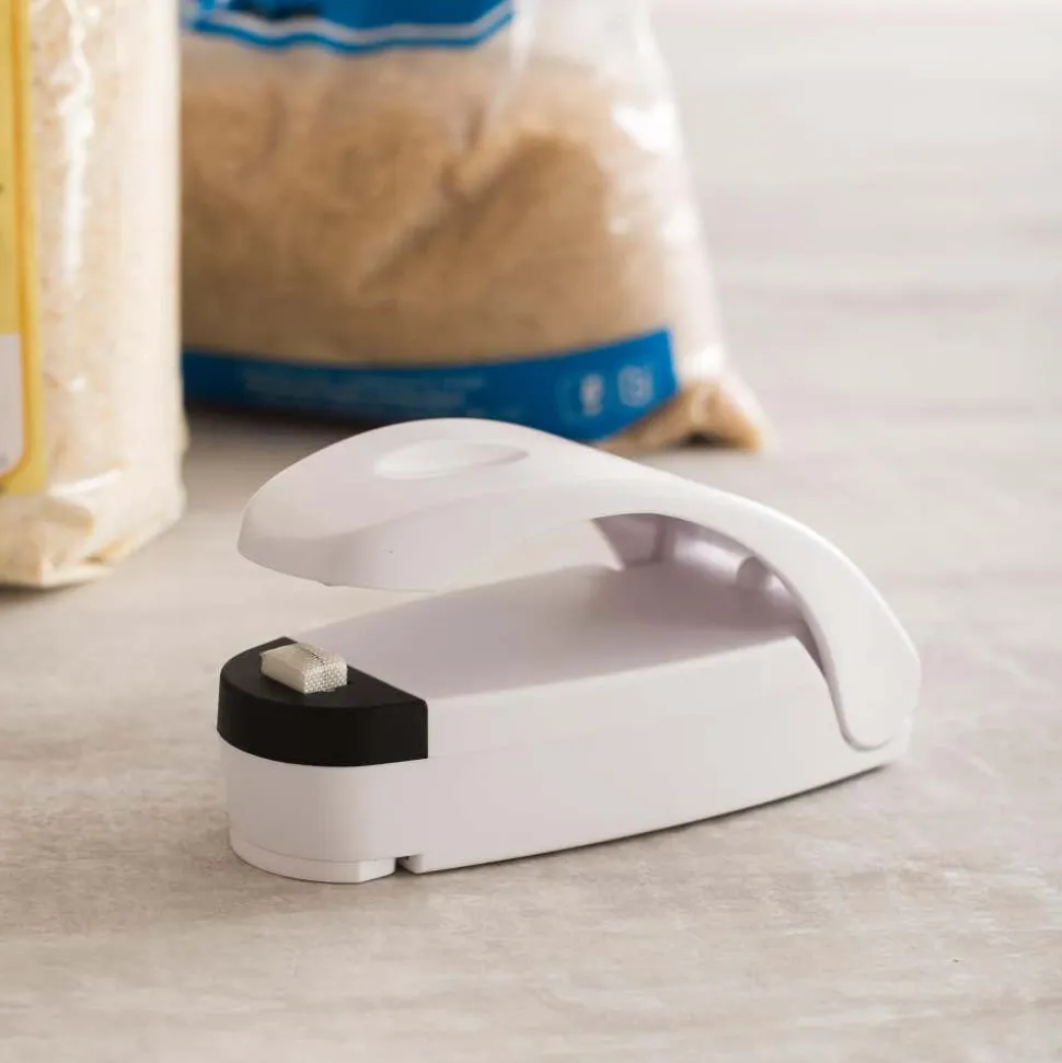 Salton Battery Operated Bag Sealer (White)