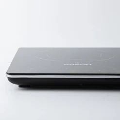 Salton Slim Portable Induction Cooktop (Black)