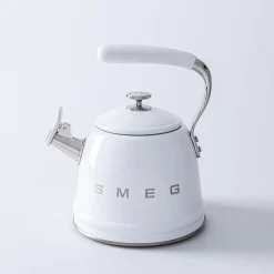 Smeg 50's Style Whistling Stovetop Kettle (White)