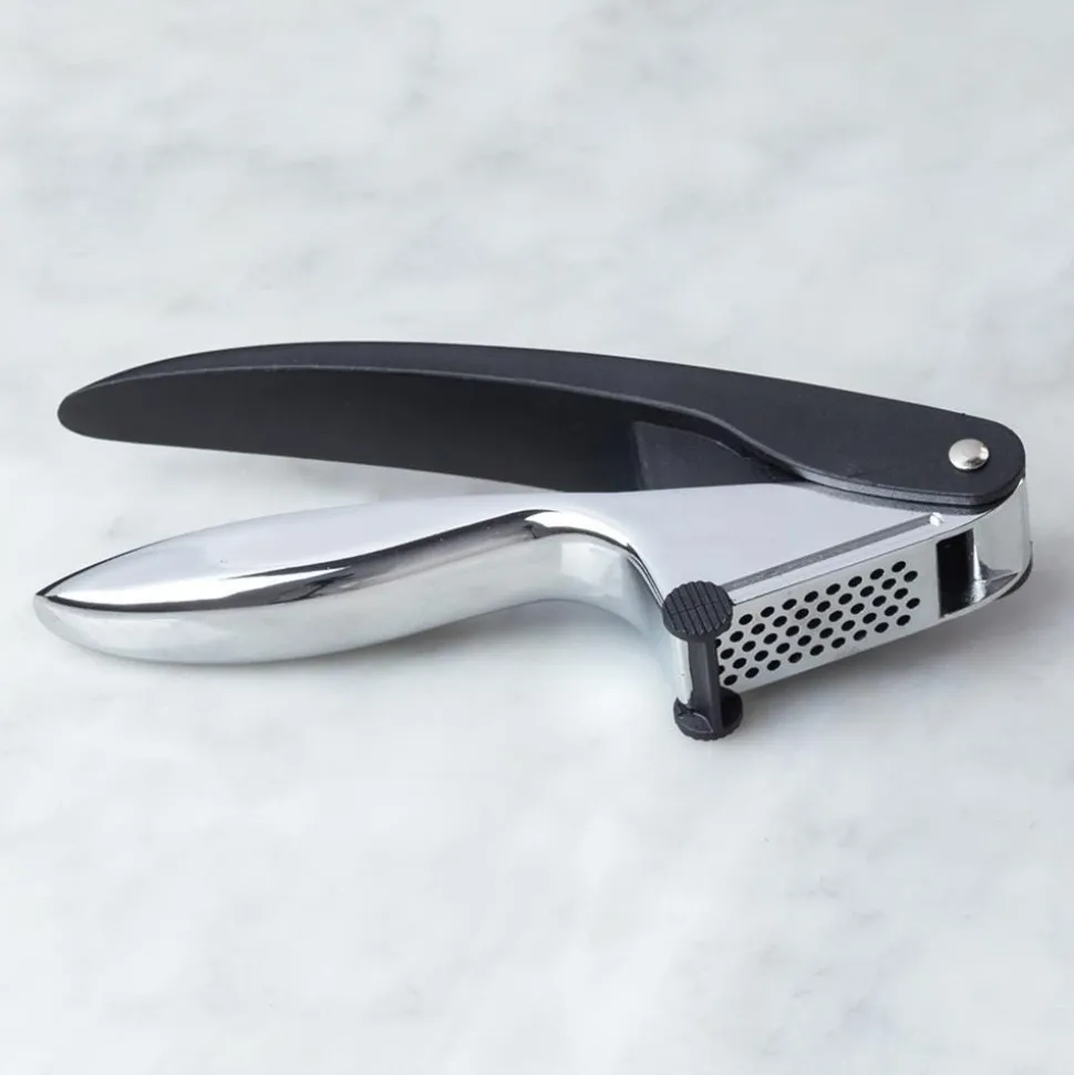 Starfrit Garlic Press with Scraper (Black/Chrome)