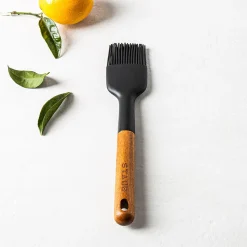 Staub Prep Simple Silicone Basting Brush (Black)