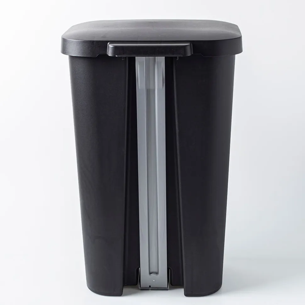 Sterilite Stepon Garbage Can 45 L (Black)
