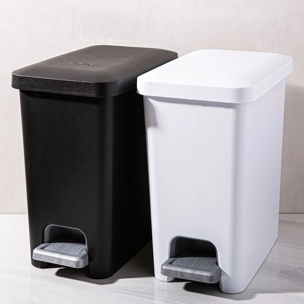 Sterilite Stepon Garbage Can (Black)