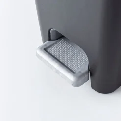 Sterilite Stepon Garbage Can (Black)