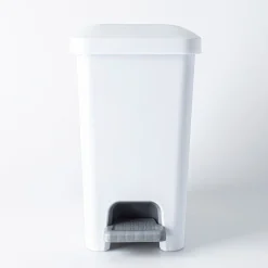 Sterilite Stepon Garbage Can (White)