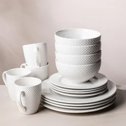 Thomson Pottery Dots Stoneware Dinnerware - Set of 16 (White)